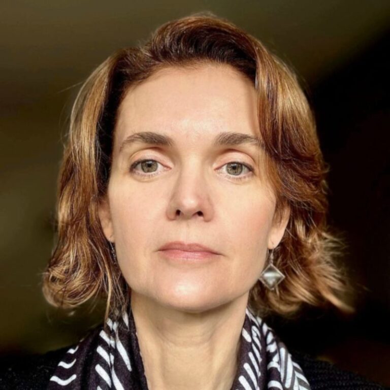 Luana de Alencar Radesco
